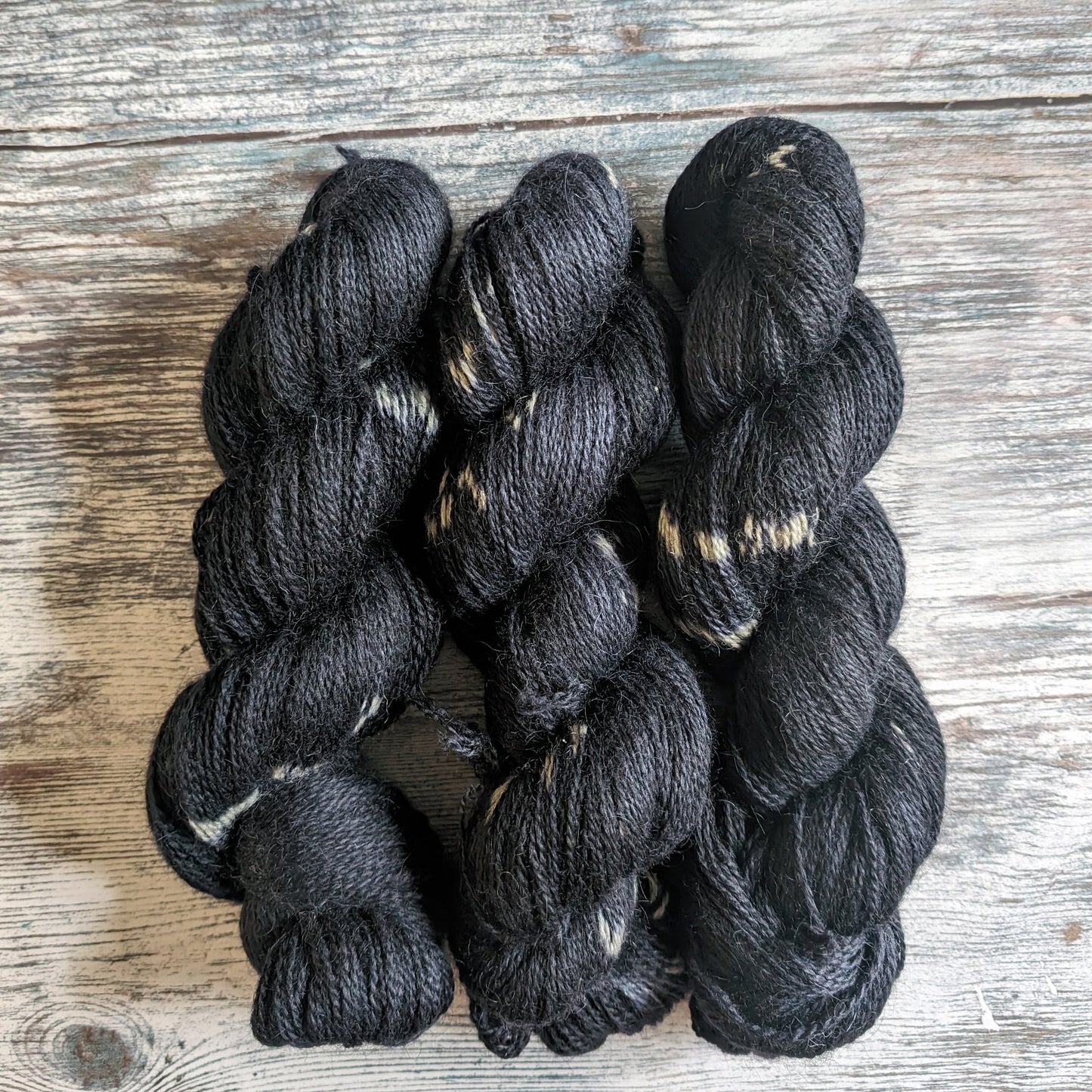 An Caitin Dubh 4-ply yarn - mystery yarn
