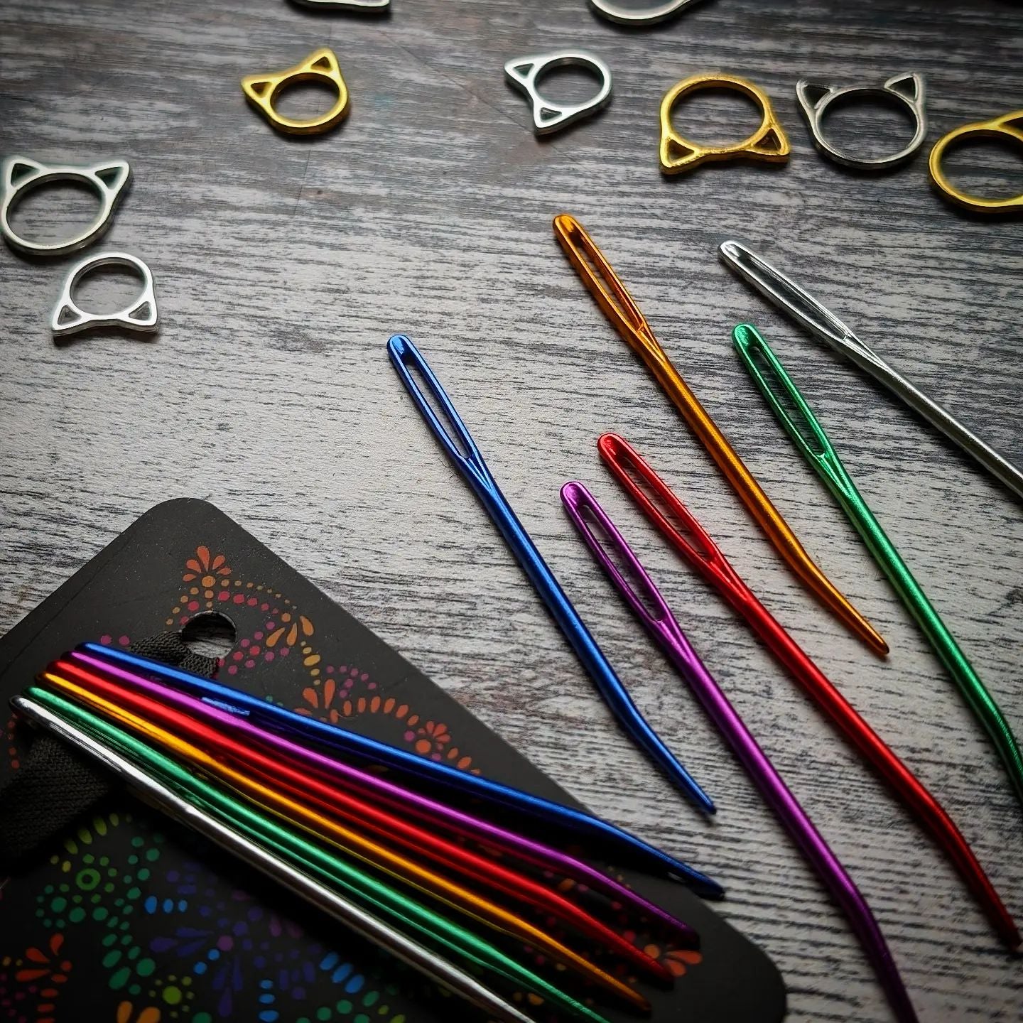 Needle rainbow