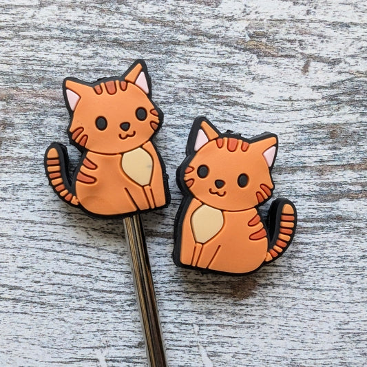Ginger kitty needle topper