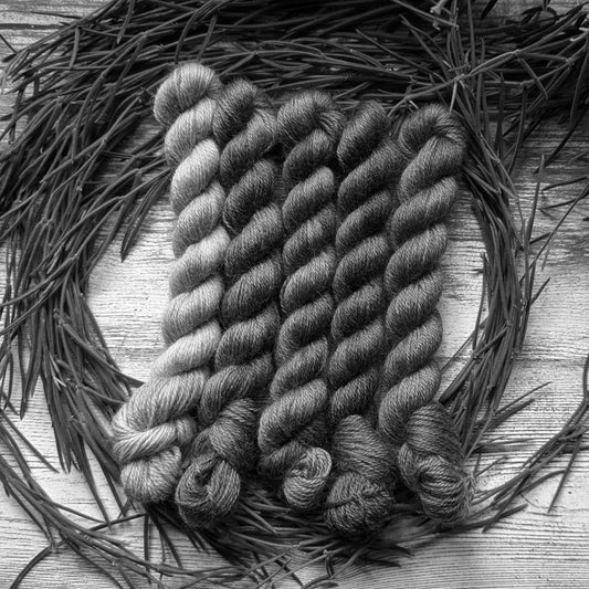 Catsock Adventure yarn-as-you-go: The Sixth Sock!