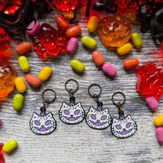 Actually creepy pumpkin cat stitchmarkers