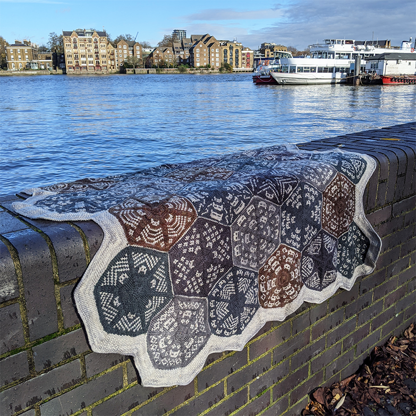 Kaleidocatty blanket - printed pattern