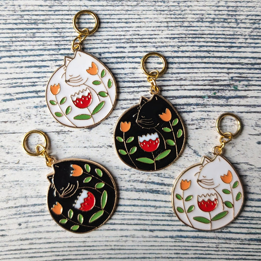 Tulipcat stitchmarkers