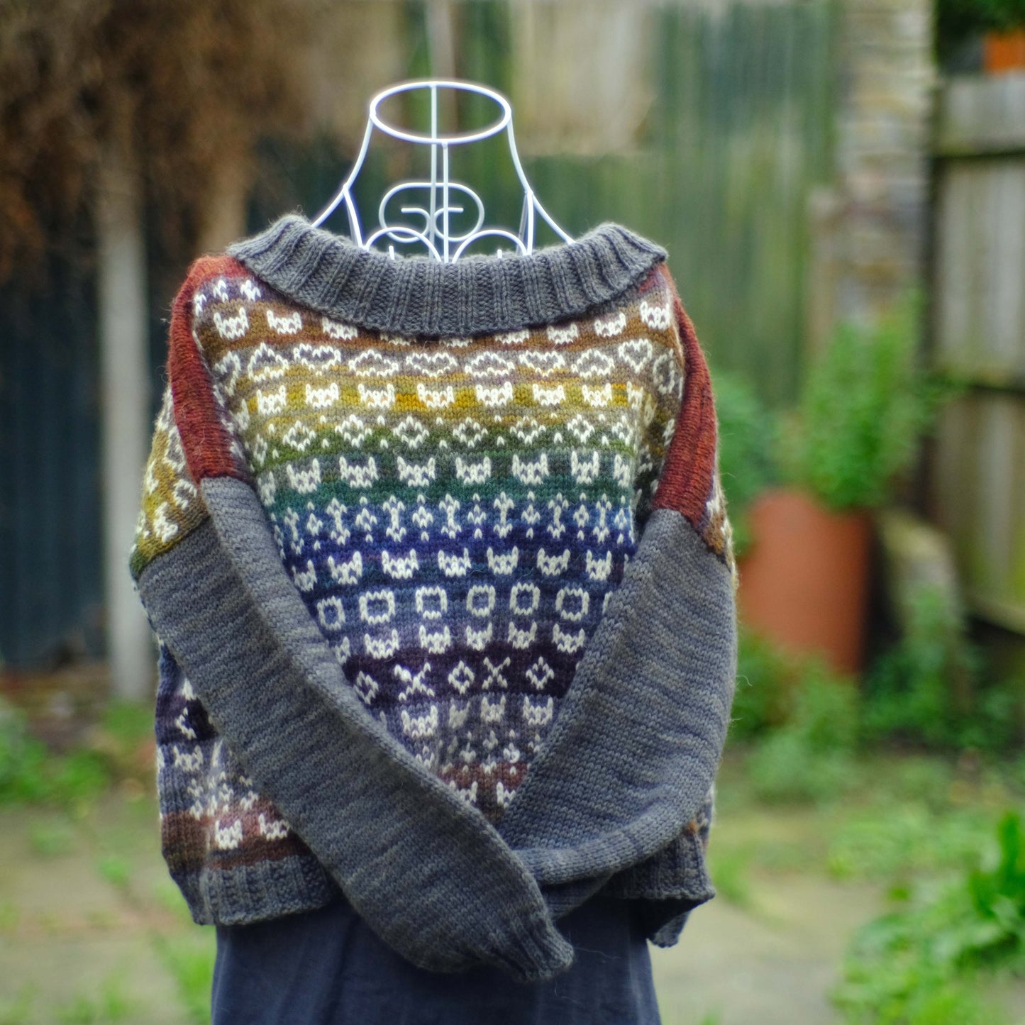 Catvent Sweater pattern - download