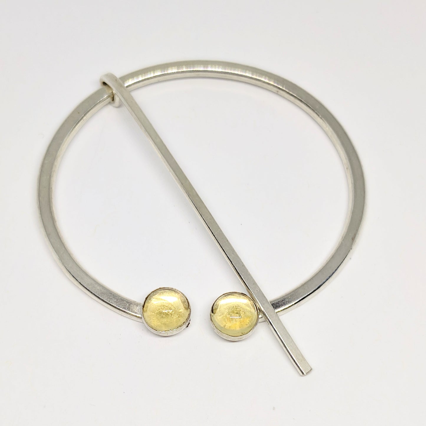 Large citrine penannular pin