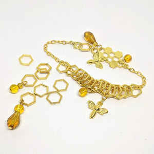 Beekeeper - charm bracelet & stitchmarker set