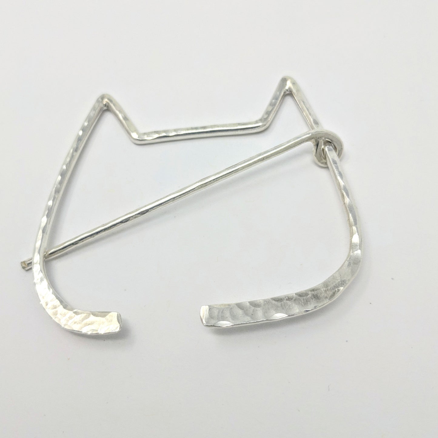 Big cat! penannular shawl pin - hammered