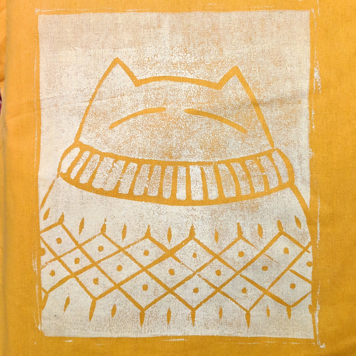 Big bright smug cat sweater sack
