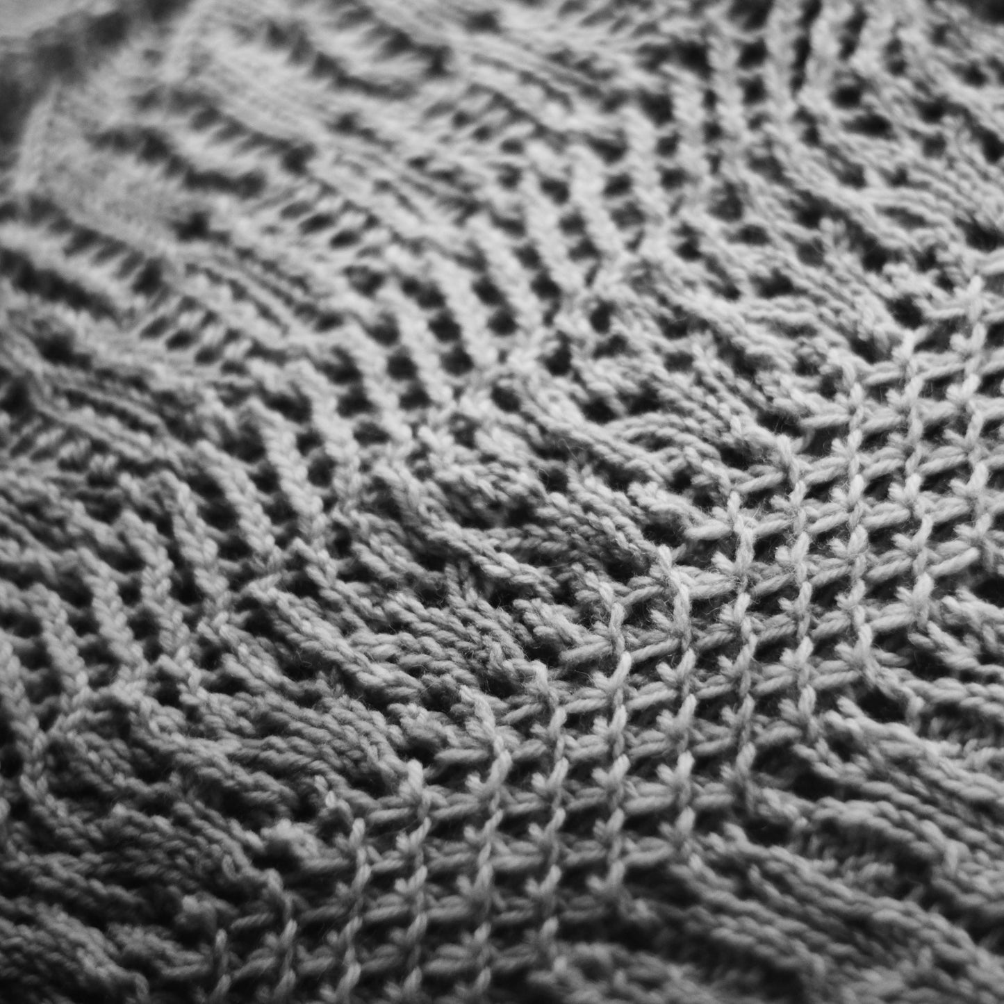 Catventure shawl pattern - download