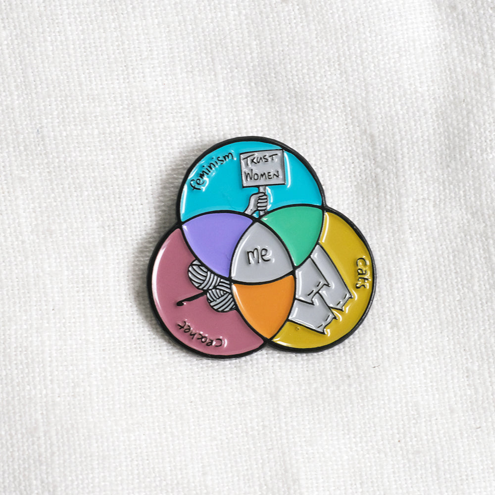Venn diagram of me - enamel pin