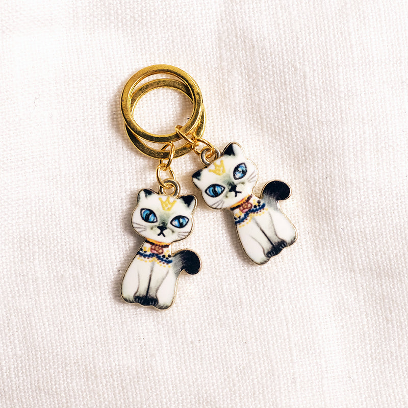 Cat Crowd stitchmarkers
