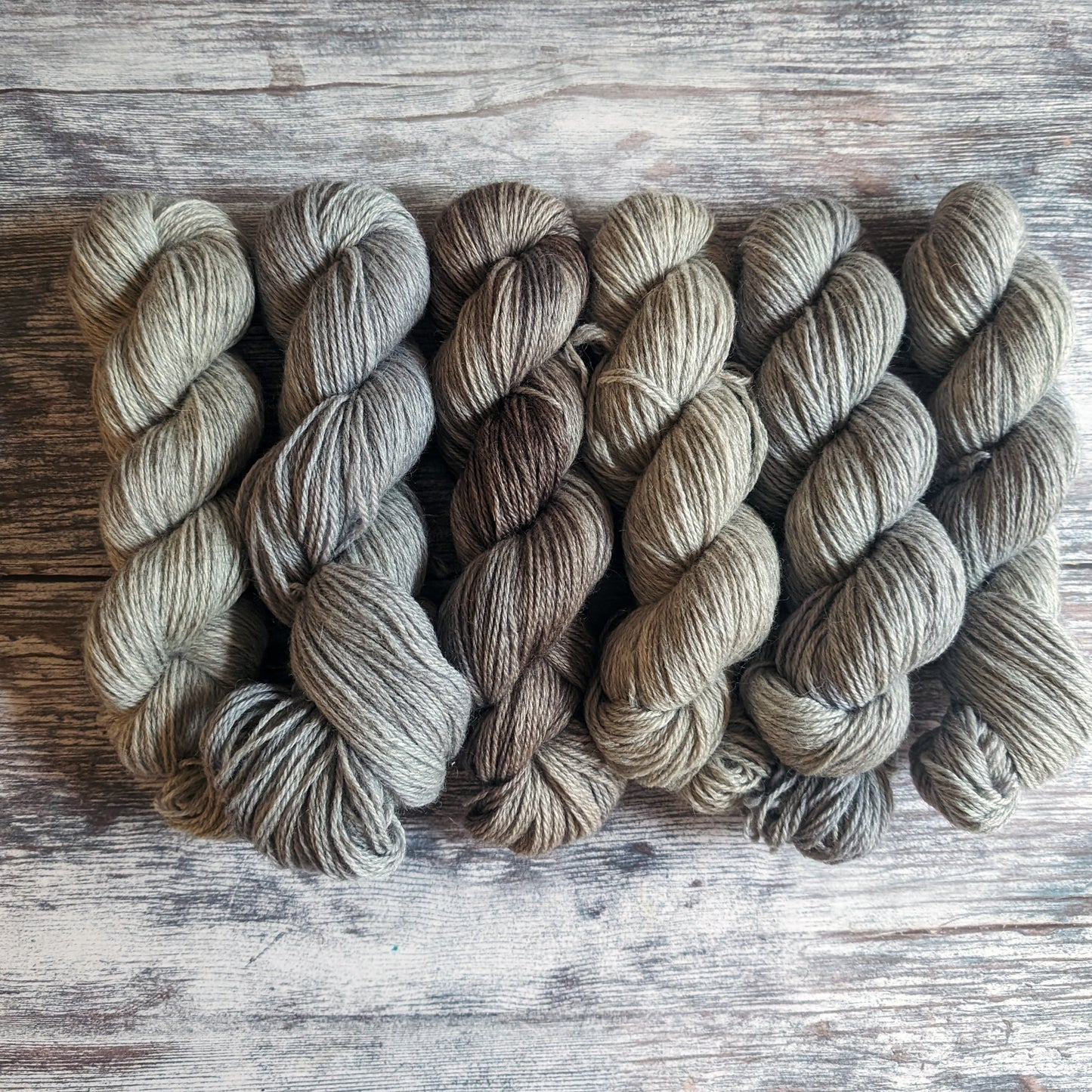 An Caitin Dubh DK yarn - mystery yarn
