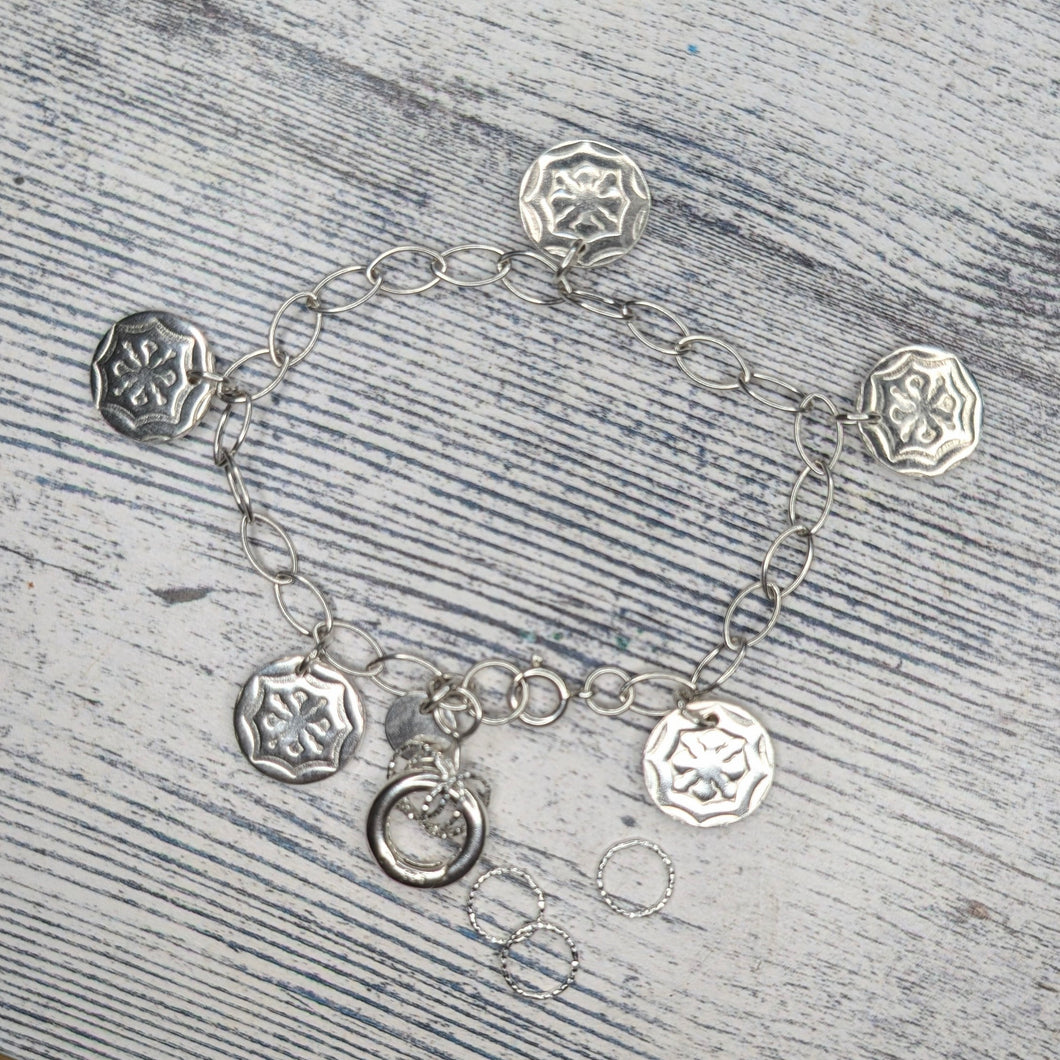 disc stitchmarker bracelet