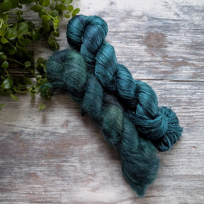 Follow The Moon shawl kit