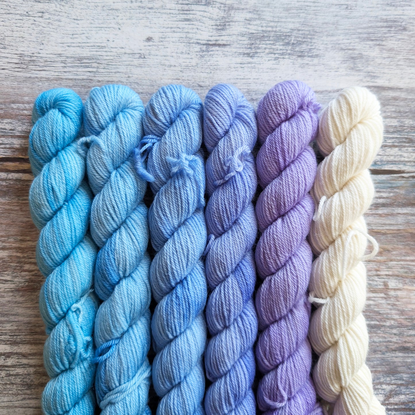 The Jaunty Scarf - knitting kit