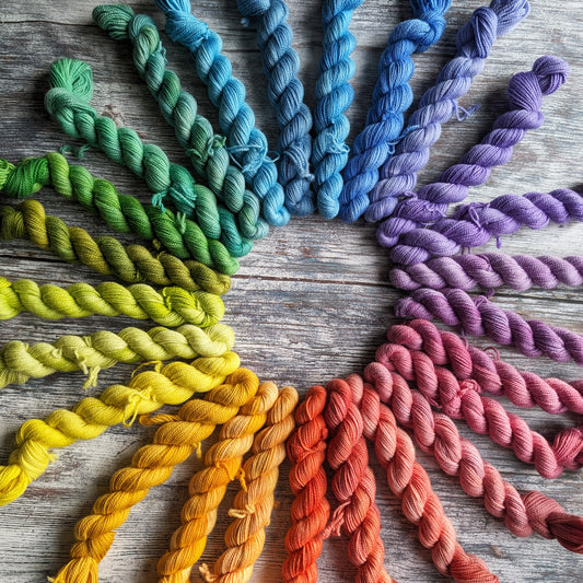 An Caitin Dubh Yarn Advent Calendar (five skein edition) - 2025