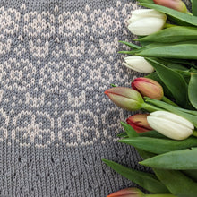 Load image into Gallery viewer, Catmint sweater - printed pattern
