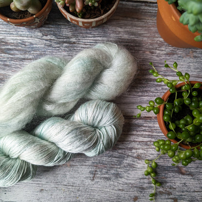 Twig & bug - shawl kit