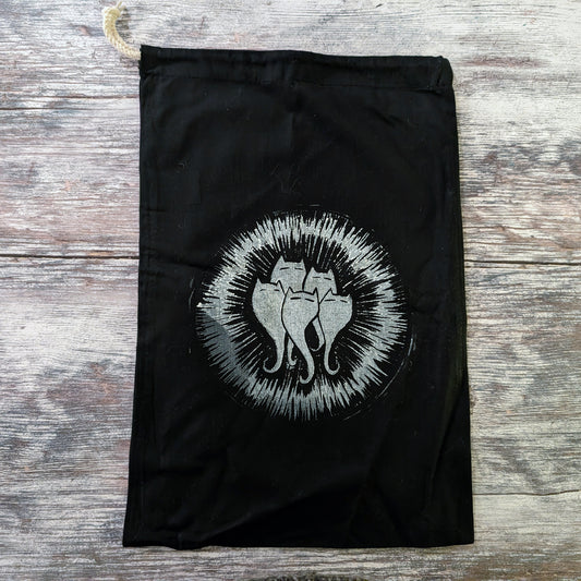 Ghostiecat sweater sack