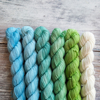The Jaunty Scarf - knitting kit