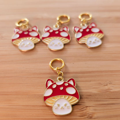 Meowshroom stitchmarkers