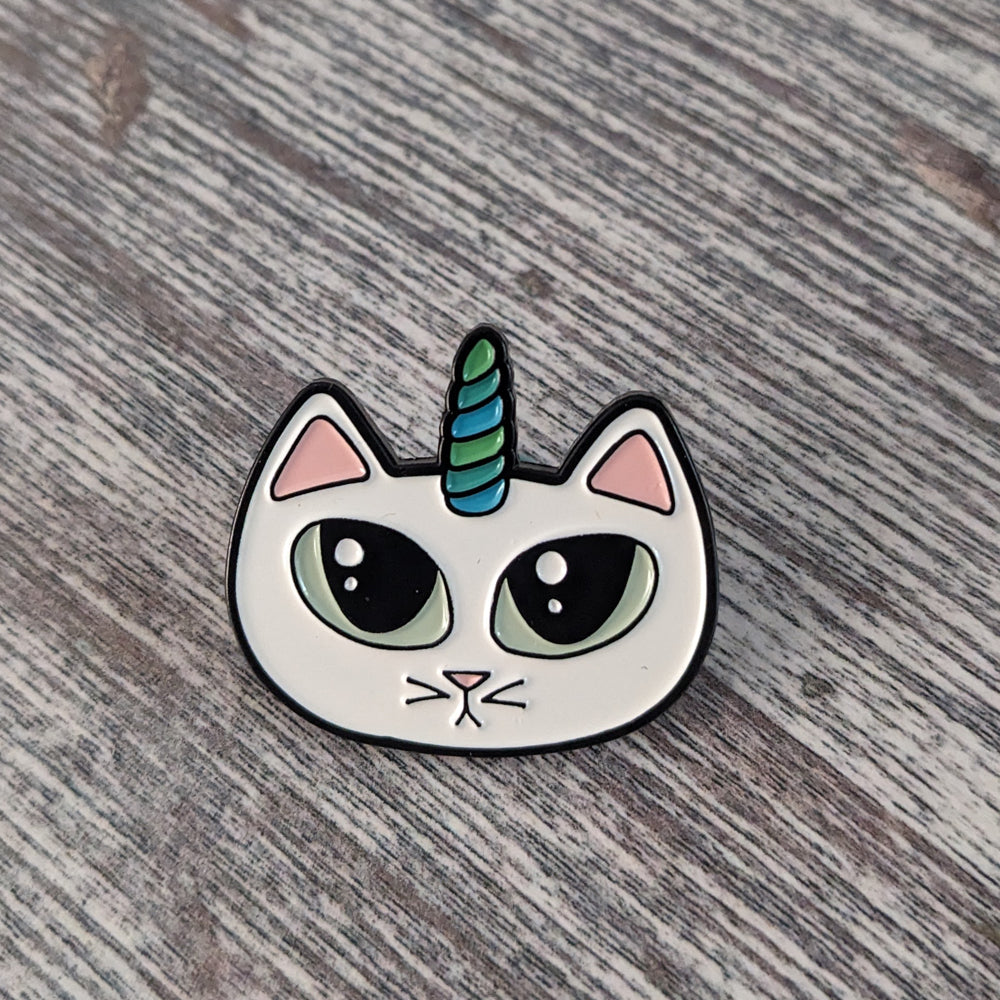 Mewnicorn pin