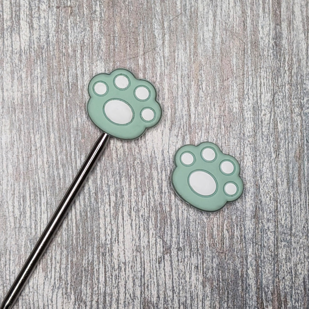 Minty toebean needle toppers