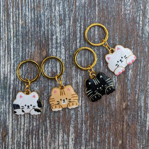 Paws forward stitchmarkers