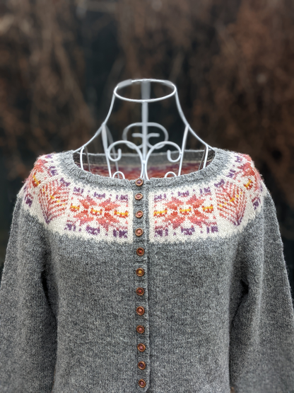 Cats x Shetland cardigan - printed pattern