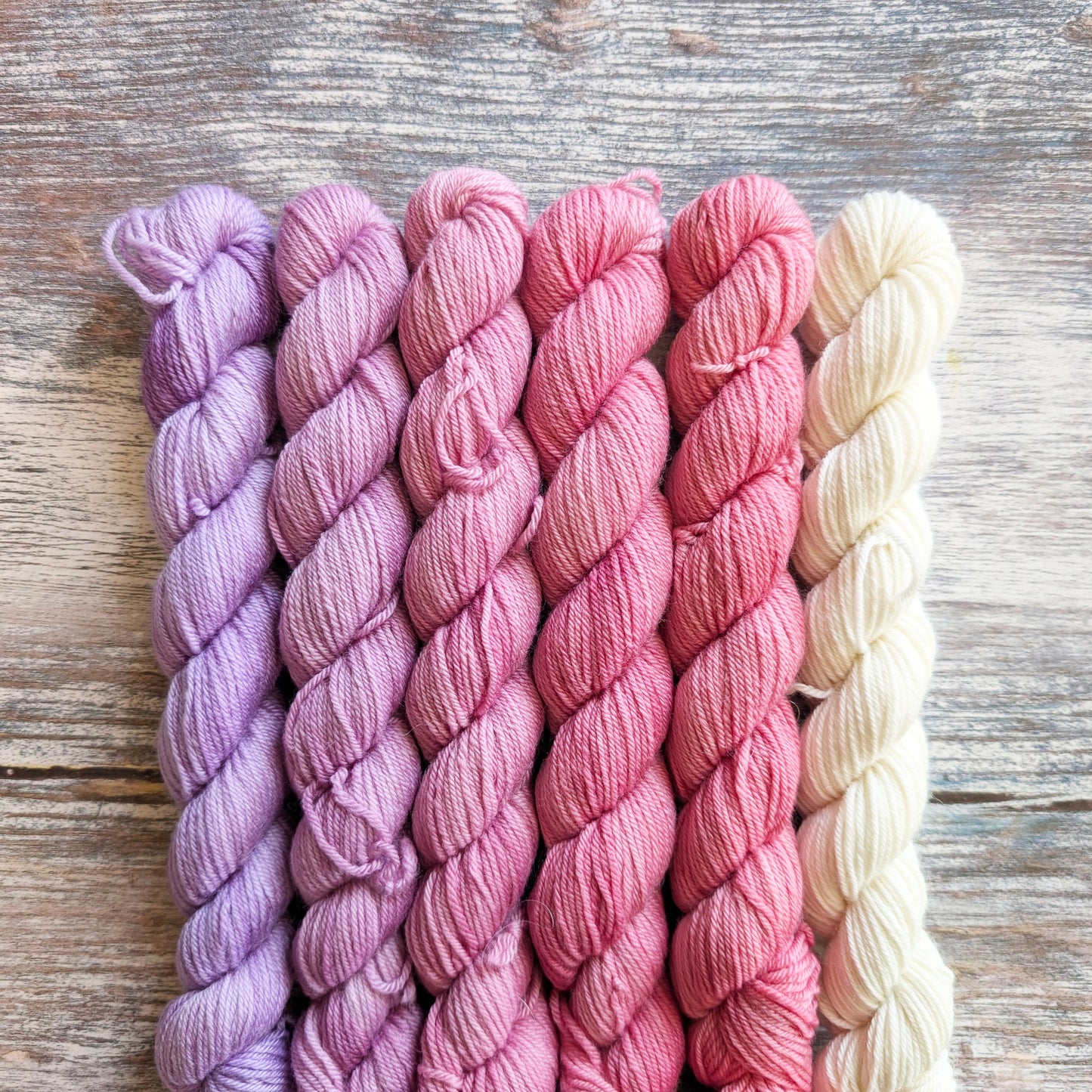 The Jaunty Scarf - knitting kit