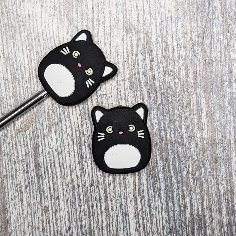 Chonky cat needle toppers