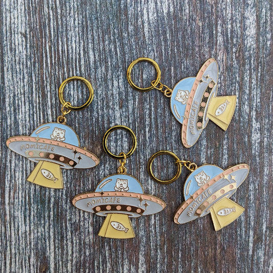 Alien Catvasion stitchmarkers