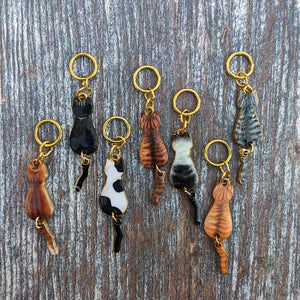 Wagging cats stitchmarkers
