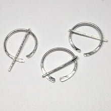 Load image into Gallery viewer, Little hammered silver penannular pin
