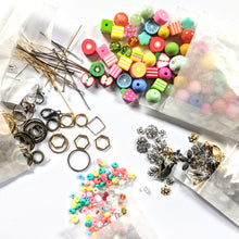 Load image into Gallery viewer, Stitchmarker kit - dangle
