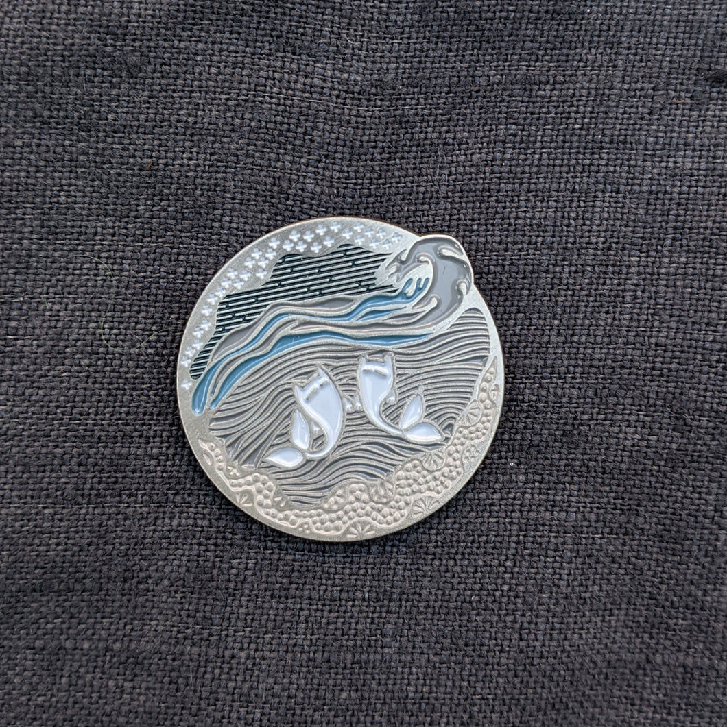 Undersea Catties - enamel pin