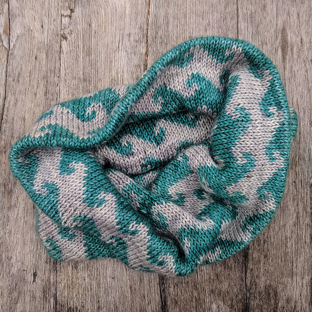 Salty Sea cowl knitting pattern