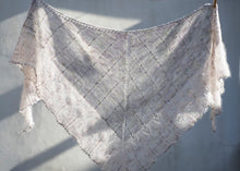 Load image into Gallery viewer, Twig and Bud shawl - pattern download
